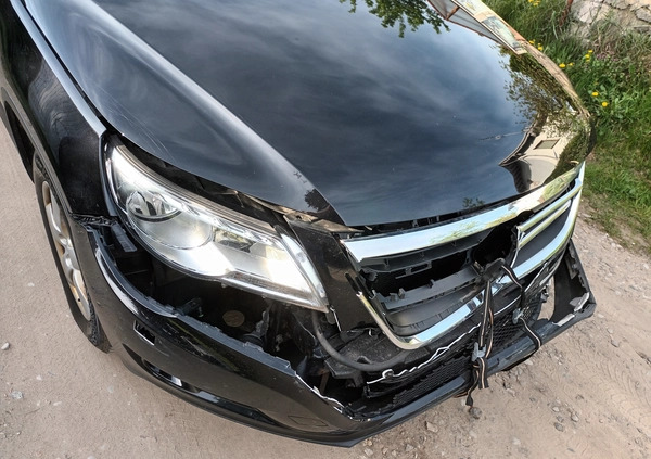 Volkswagen Tiguan cena 24900 przebieg: 216000, rok produkcji 2010 z Chojnice małe 37